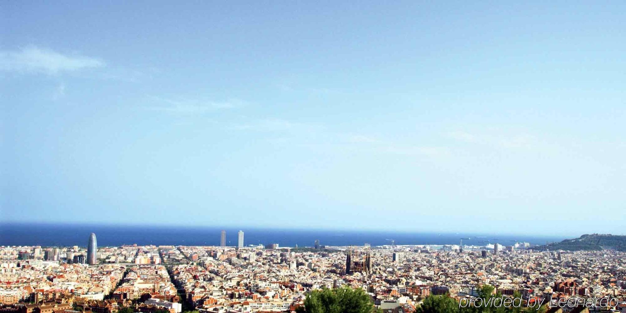 Hotel Ibis Barcelona Molins De Rei Exterior foto